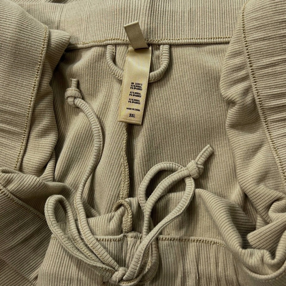 SKIMS Soft Lounge Sleep Set Pajamas Taupe 3X - Picture 10 of 13